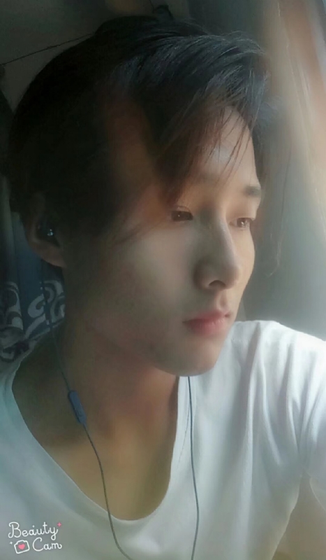 画师的第一张照片--汕头中老年相亲网